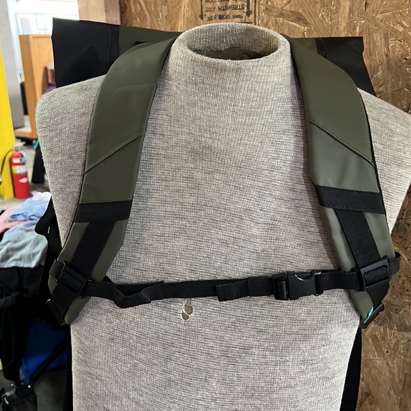 Multi-functional Waterproof Backpack - Picture 3 of 5